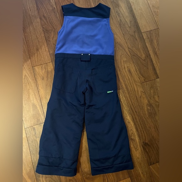 New without tags kids size 5 Obermeyer snow suit. - Picture 3 of 4